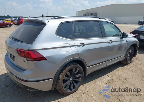 2020 Volkswagen Tiguan 2.0T Se/2.0T Se R-Line Black/2.0T Sel from USA, damaged, VIN 3VV2B7AX7LM127578
